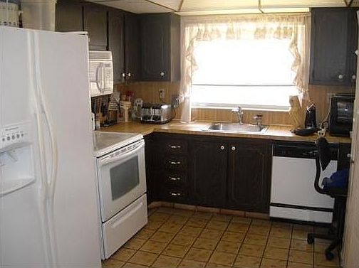 2nd image of 9330 Sunrise Lakes Blvd APT 303