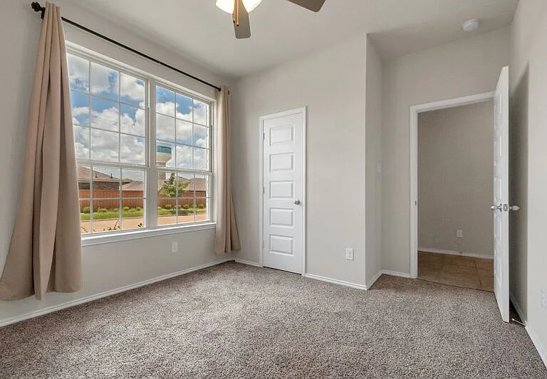 3140 Blacksmith Ln — Photo 17