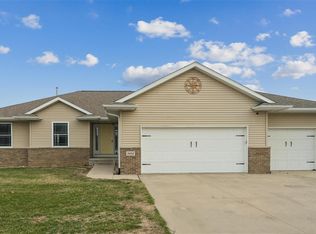 3454 Penny Ln, Marion, IA 52302