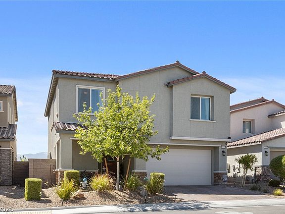 3rd image of 7125 Range Valley St