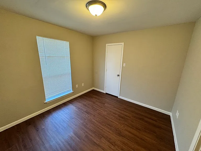 2969 Loving Ave — Photo 6