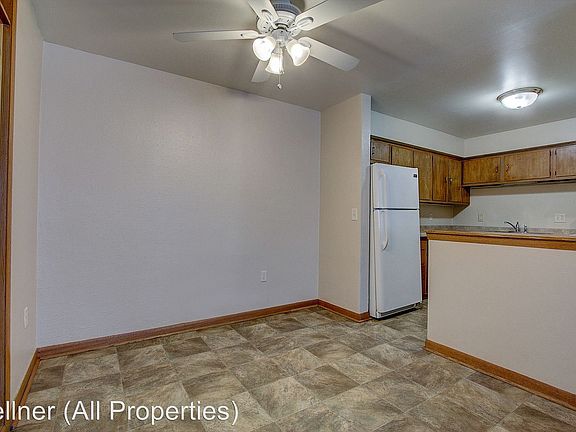 4th image of 3439 S 26th St #11