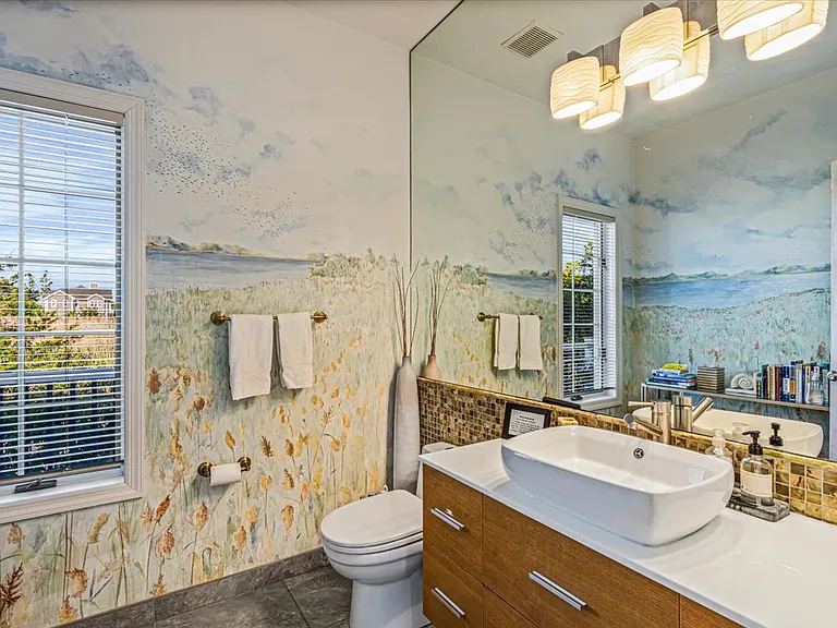Bay Meadow Ln — Photo 5