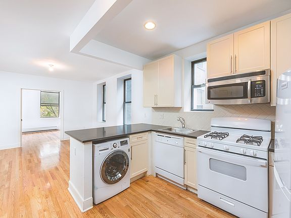 5th image of 305 W 150th St APT 506