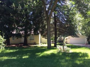 6964 Lakeview Dr, Lino Lakes, MN 55014