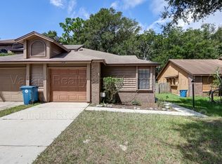 3476 Raymur Villa Dr, Jacksonville, FL 32277
