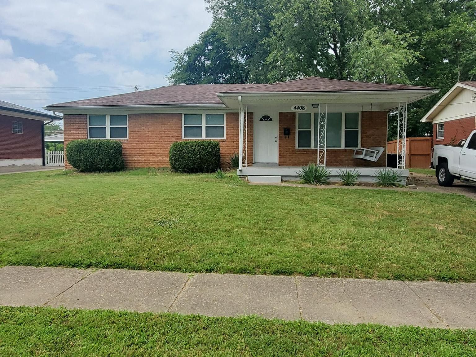 4408 Cloverleaf Dr, Louisville, KY 40216 Zillow