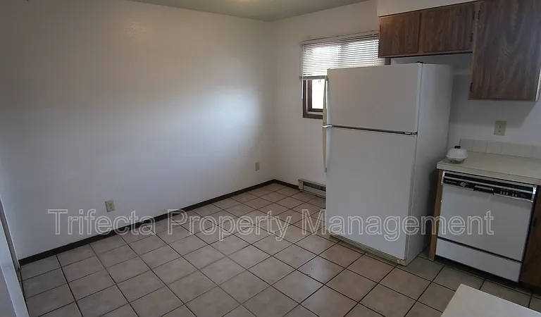 4953 Basswood Dr — Photo 5