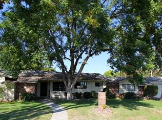 322 W San Carlos Ave, Fresno, CA 93704