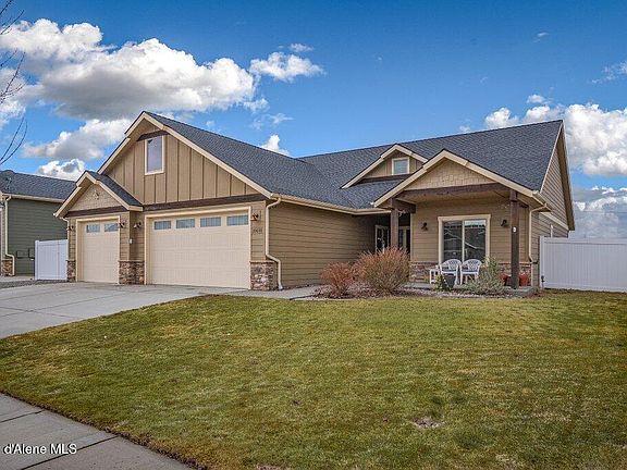 2nd image of 10691 N Murcia Ln