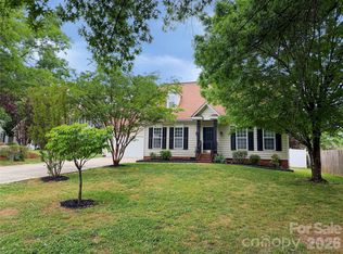 149 Red Tip Ln, Mooresville, NC 28117