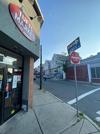 2nd image of 11 Lowden Ave APT 3