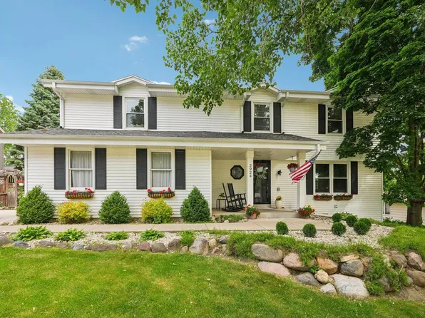 2924 Minot LANE, Waukesha, WI 53188