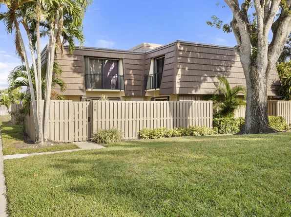220 2nd Court, Palm Beach Gardens, FL 33410