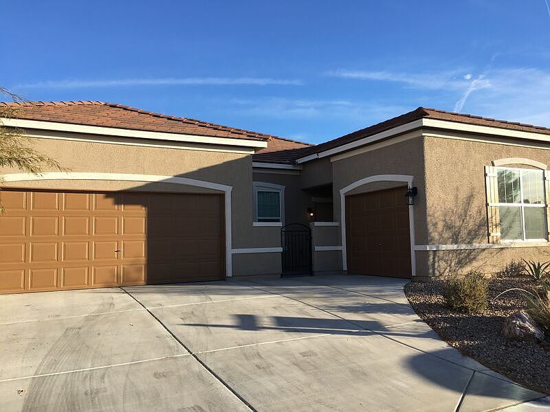 1st image of 2072 E Eldorado Ln