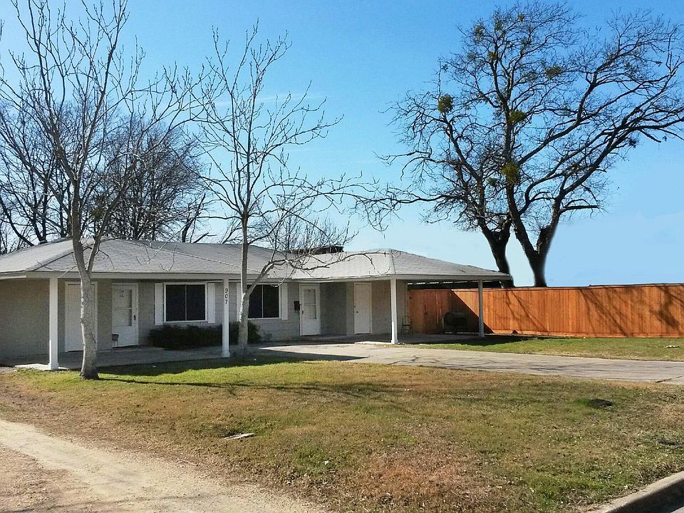 1st image of 909 W Lamar Dr
