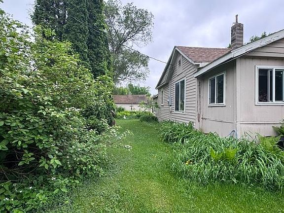 3rd image of 321 W 9th Ave