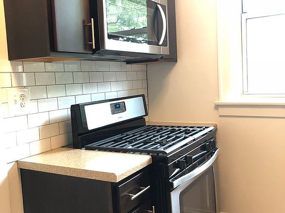 5th image of 5334 N Kenmore Ave APT 3S