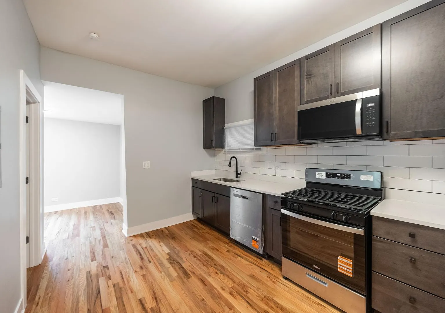 2 bed, $2,450 — Photo 1