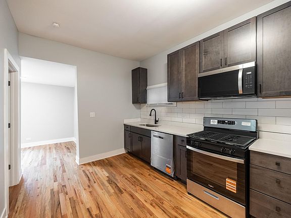 5th image of 1742 N California Ave APT 2R