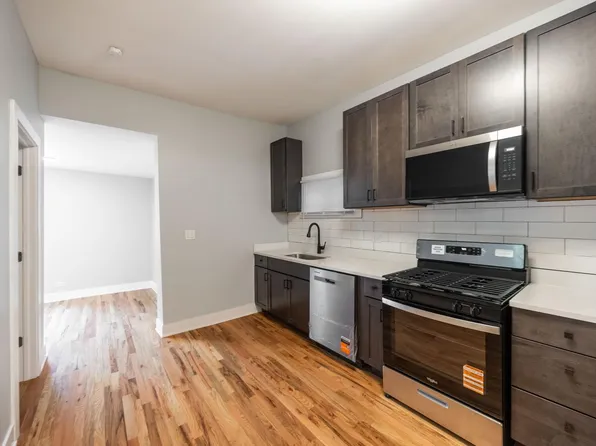 1742 N California Ave #4, Chicago, IL 60647