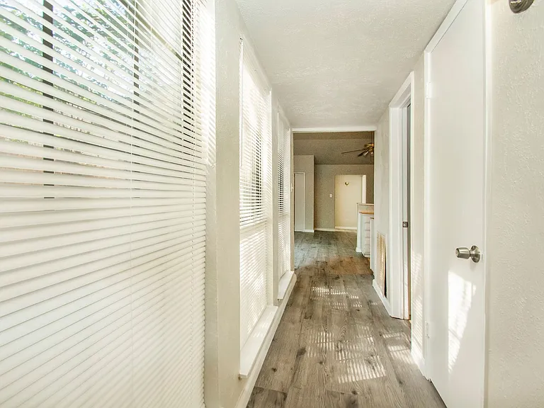 7062 Pineberry Rd — Photo 16