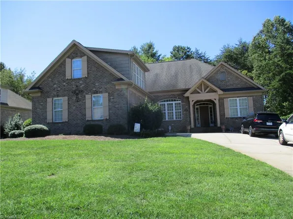 109 Provence Ct, King, NC 27021