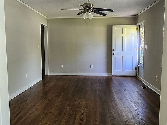 4th image of 109 Pisgah Dr