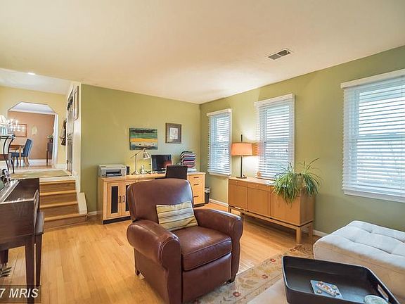 5th image of 5205 Continental Dr