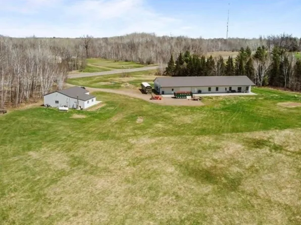 11124 Dahl Rd, Hinckley, MN 55037