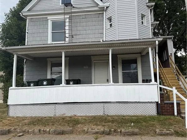 825 7th St NW APT 2, Canton, OH 44703
