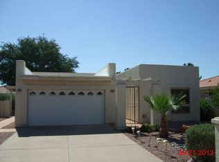 26437 S Greencastle Dr, Sun Lakes, AZ 85248
