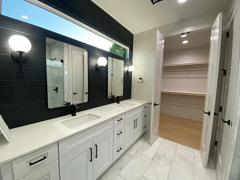 4424 Hank Ave #2 — Photo 7