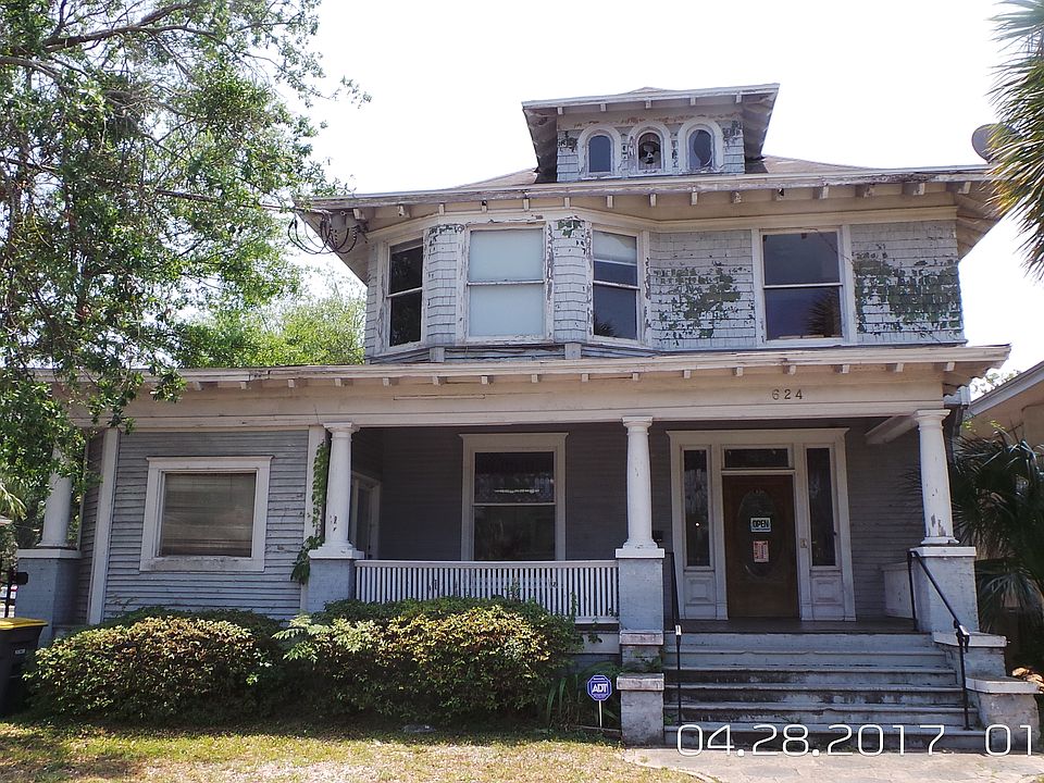 1st image of 624 Lomax St