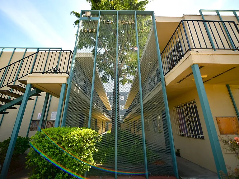 1898 Alcatraz Ave — Photo 1