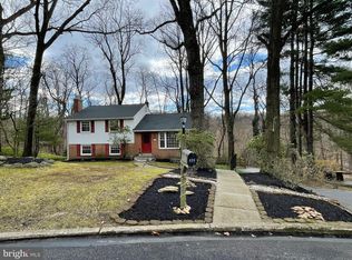 639 Crestwood Rd, Wayne, PA 19087