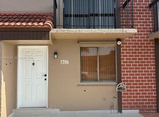 1907 SW 107th Ave APT 807, Miami, FL 33165