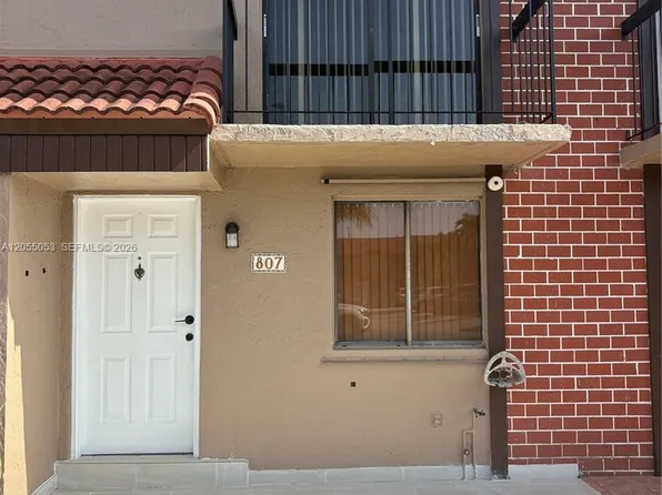 1907 SW 107th Ave APT 807, Miami, FL 33165