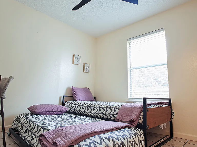 12207 Dundee Dr #B — Photo 10