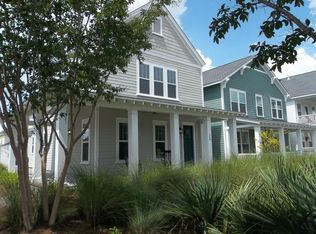 240 Summers Dr, Summerville, SC 29485