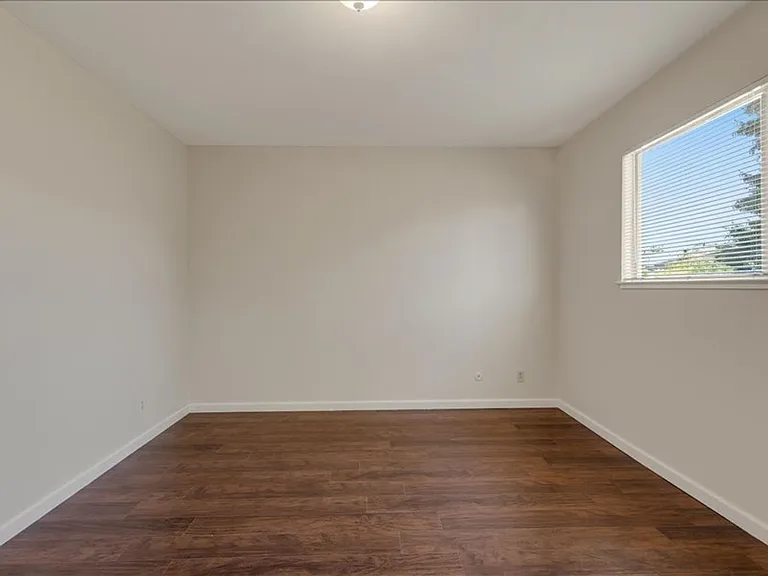 1185 Bird Ave — Photo 30