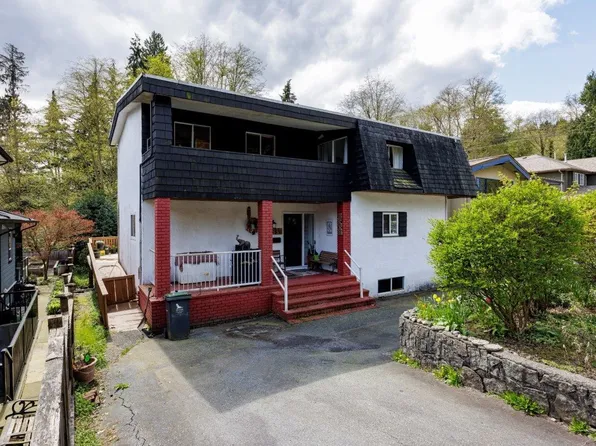 4339 Cliffmont Rd, North Vancouver, BC V7G 1J6