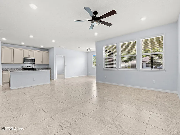 14407 Spring Light Cir — Photo 17