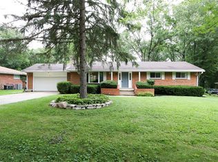 2904 Green Vista Dr, Dayton, OH 45431