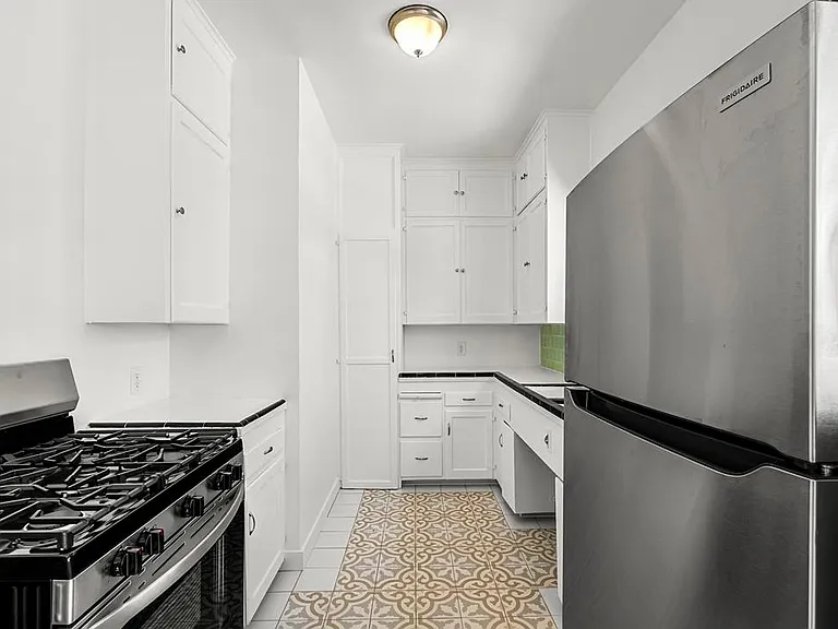 9122 Beverly Blvd #9122 — Photo 10