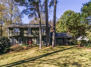 11150 Willow Wood Dr, Roswell, GA 30075