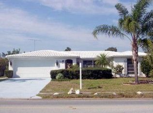 7535 Embassy Blvd, Port Richey, FL 34668