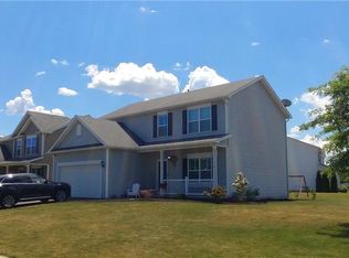 5 Brentford Ter, Greece, NY 14612