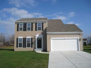 2443 King Fisher Ln, Niagara Falls, NY 14304