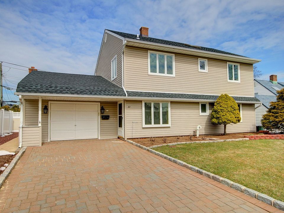 1st image of 37 Eagle Ln
